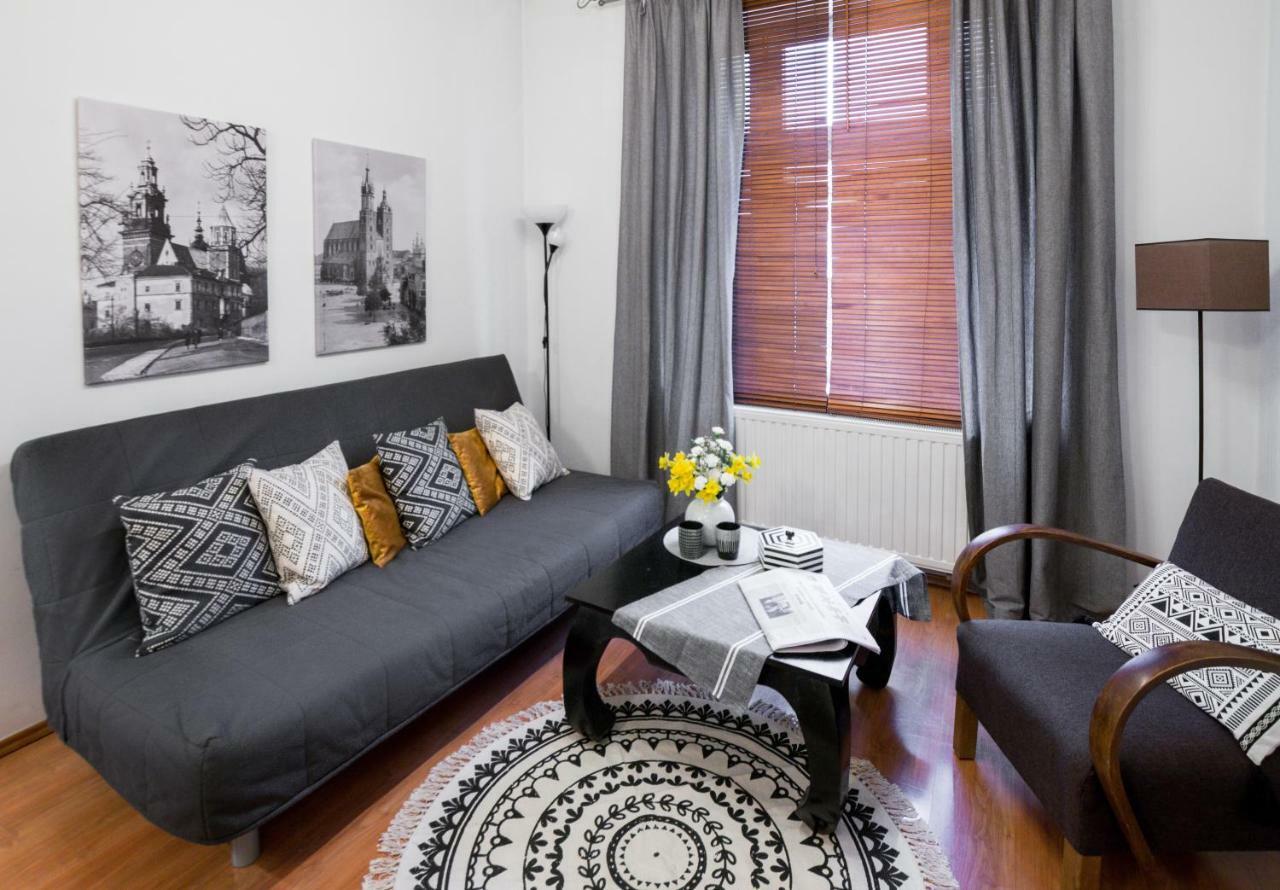 Cichy Apartament Obok Wawelu Tarlowska Krakow Exterior photo
